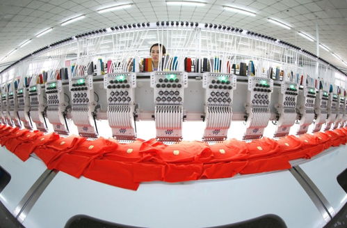 春日的中國(guó) 當(dāng)服裝遇見(jiàn)無(wú)限活力